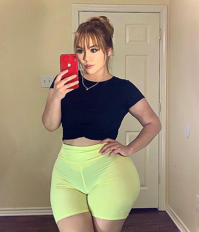 Gloria Castillo Biography