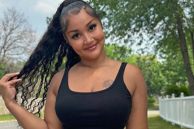 Darla Dimples Biography: Minnesota Model, YouTuber & Instagram Star