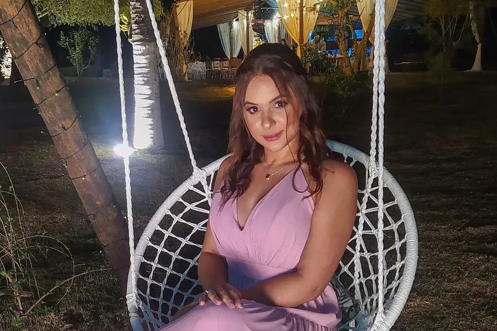 Karol Santiago Biography: Arizona Plus-Size Model, Cheesecake Boss & Social Media Star