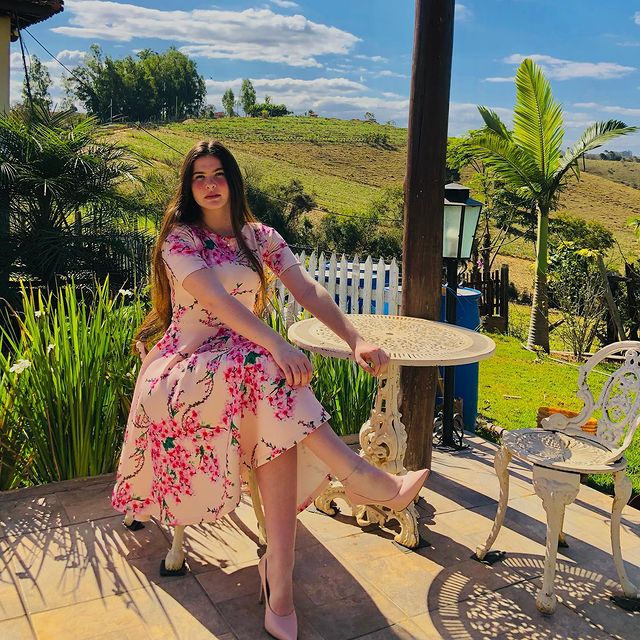 Nicolle Caroline Biography, Age, Height, Career, TikTok, Instagram, and Life Story